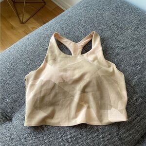 Uniqlo workout bra
Size: S (Bust 33-35 inches)